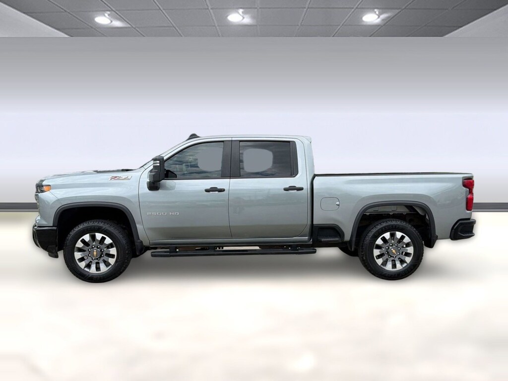 Used 2024 Chevrolet Silverado 2500 HD Custom Truck
