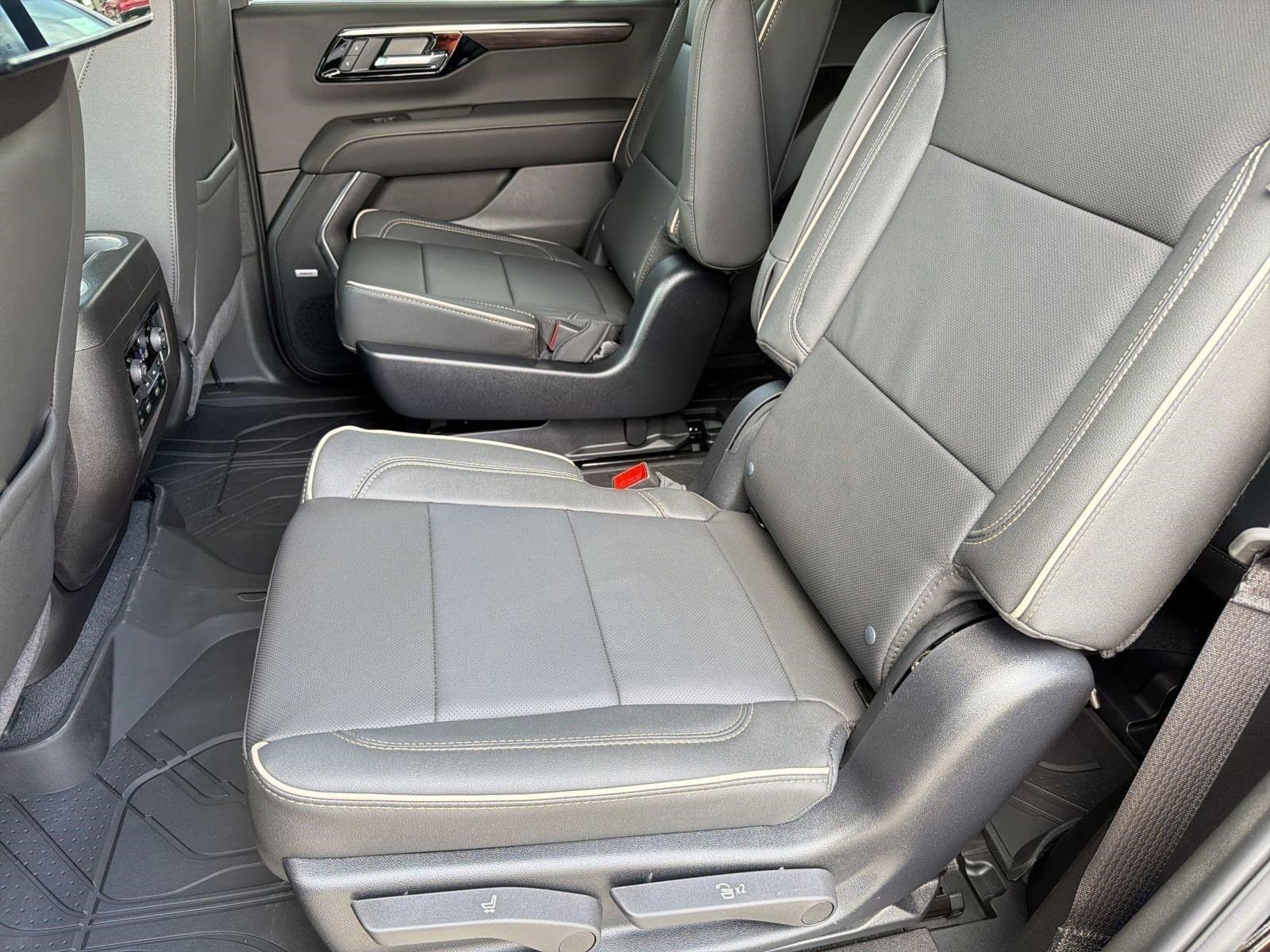 2026 Chevrolet Tahoe Premier - Photo 14