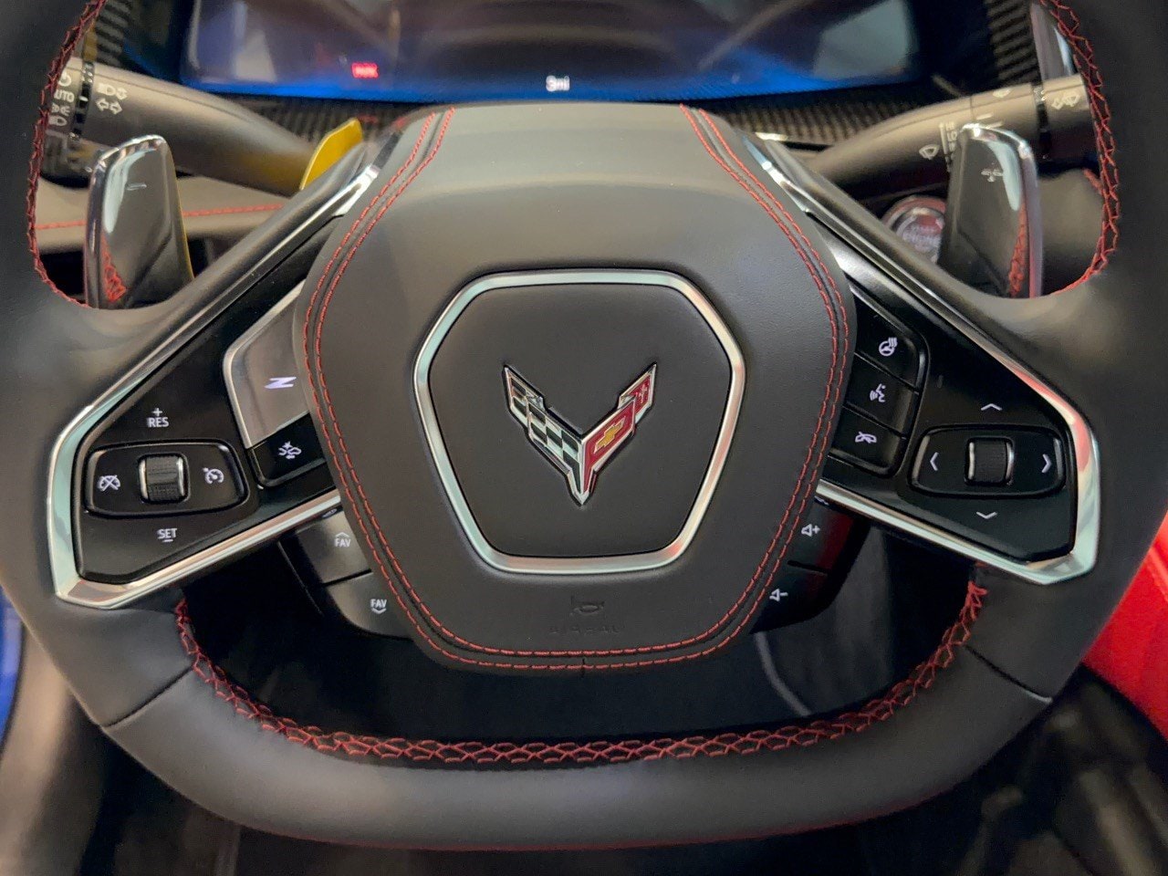 2027 Chevrolet Corvette 2LT - Photo 10