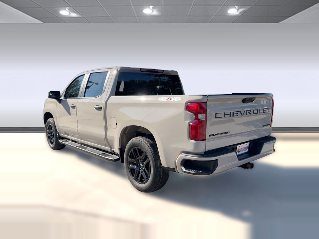 New 2026 Chevrolet Silverado 1500 Custom Truck