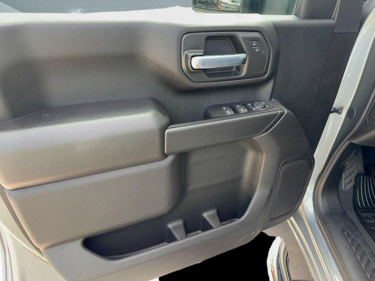 2026 Chevrolet Silverado 2500 HD Custom - Photo 14