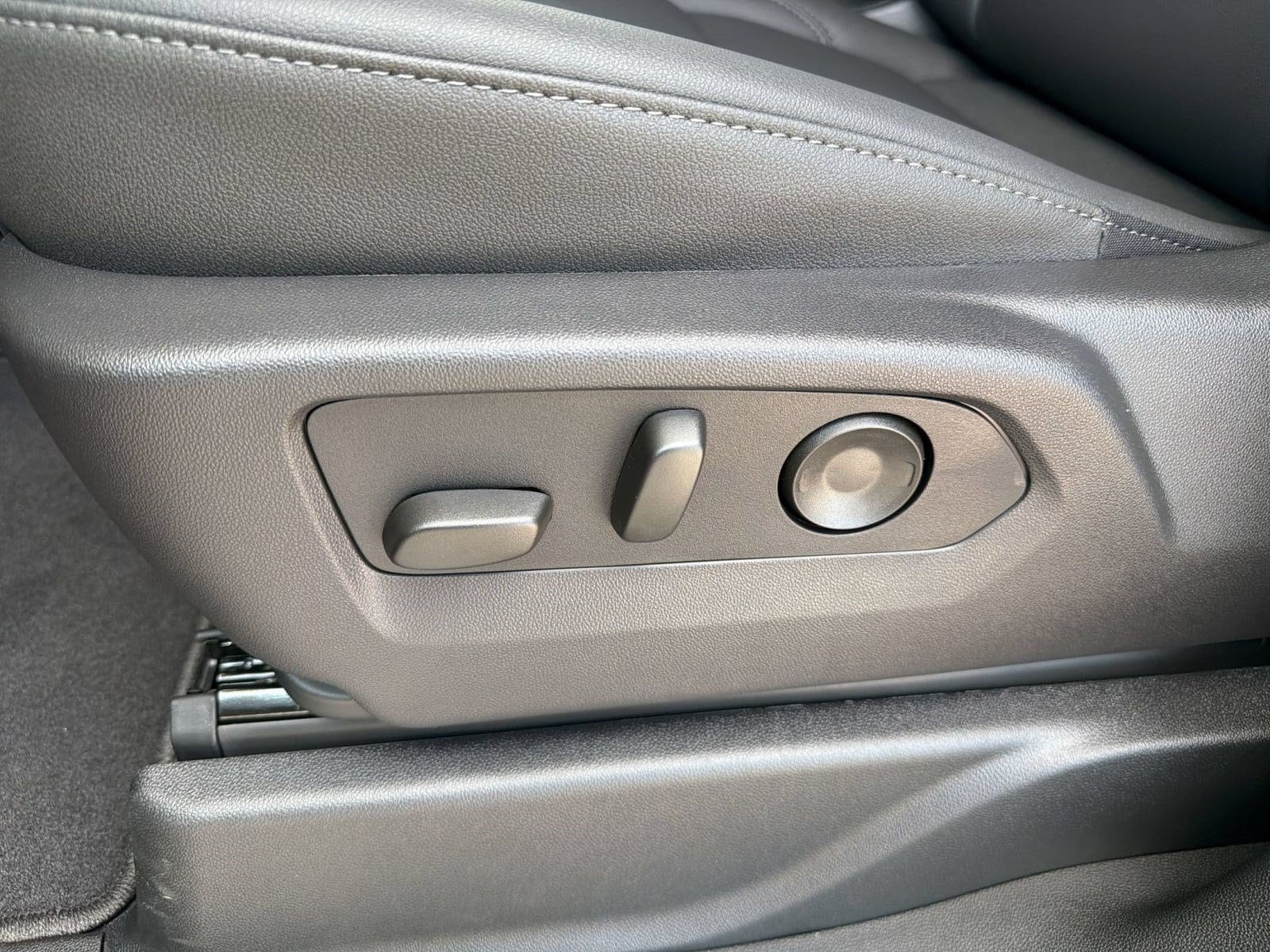 2026 Chevrolet Tahoe LT - Photo 14