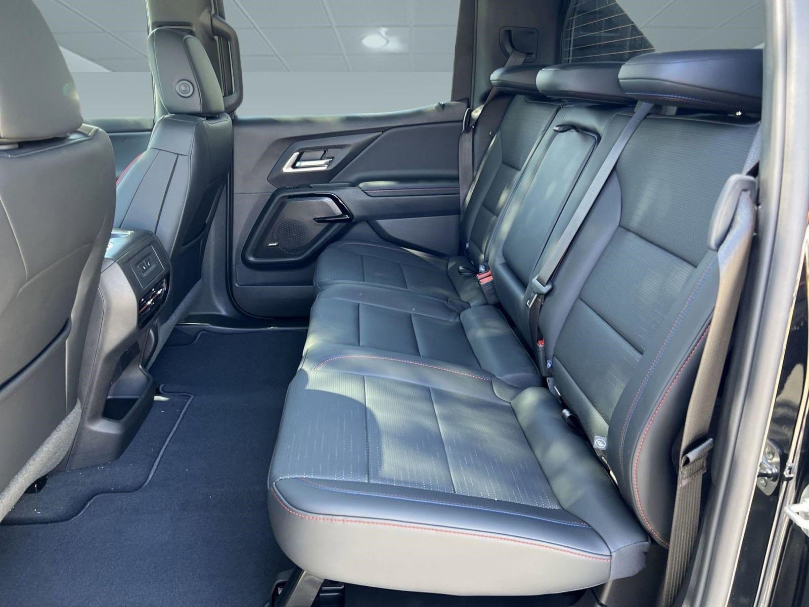 2024 Chevrolet Silverado EV RST - Photo 14
