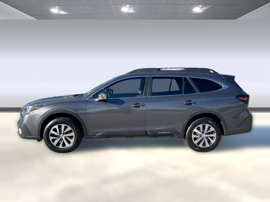 Used 2022 Subaru Outback Premium SUV