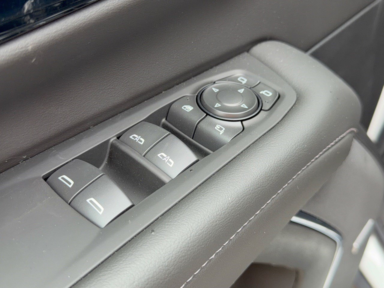 2026 Chevrolet Tahoe LT - Photo 15
