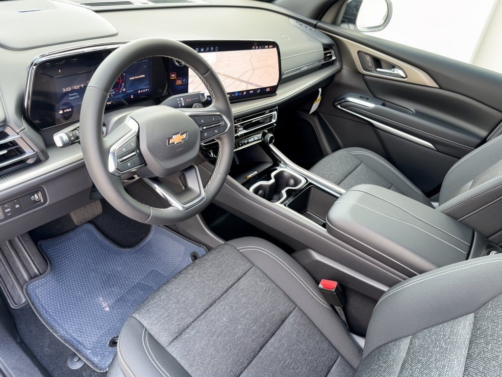 New 2027 Chevrolet Traverse LT SUV