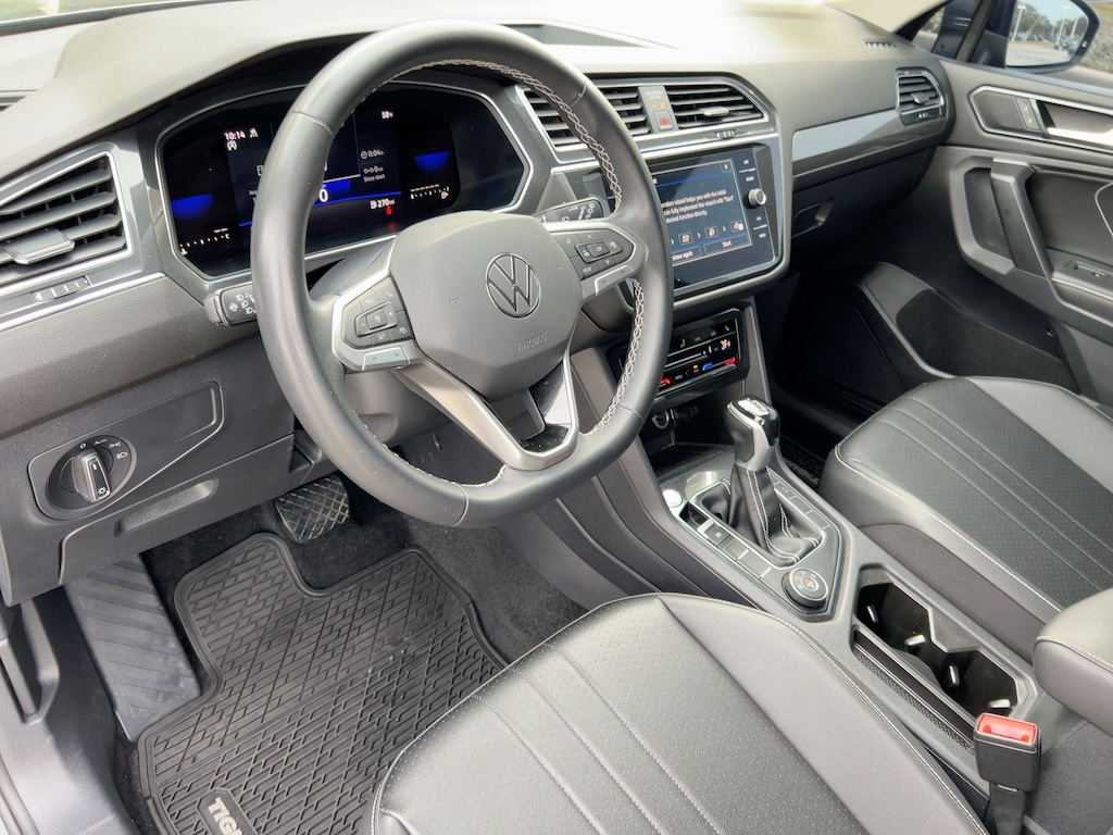 Used 2023 Volkswagen Tiguan SE