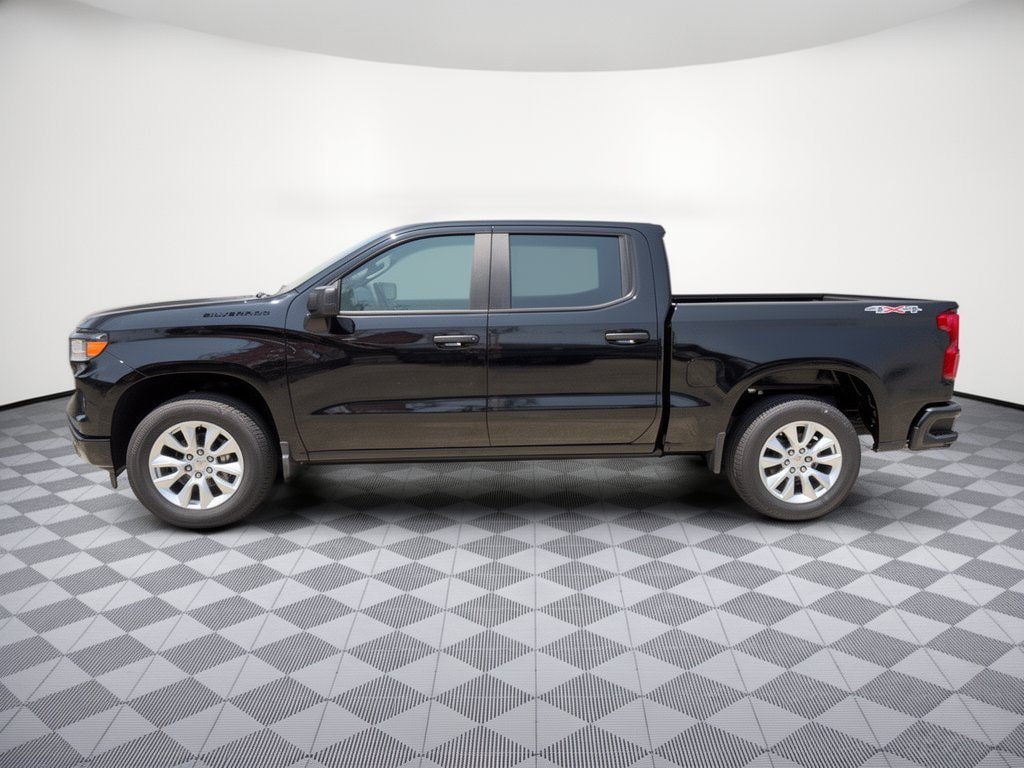 New 2026 Chevrolet Silverado 1500 Custom Truck
