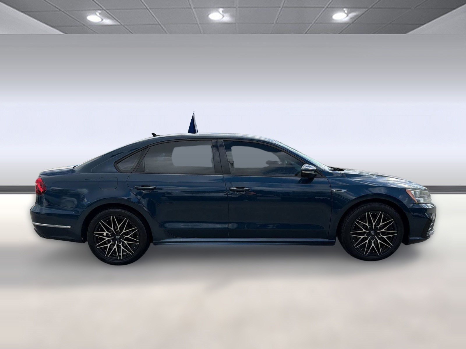 Passat 2.0T S Sedan