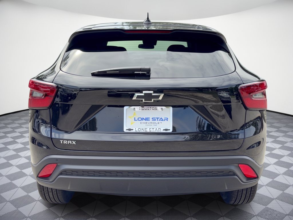 2026 Chevrolet Trax LS - Photo 11