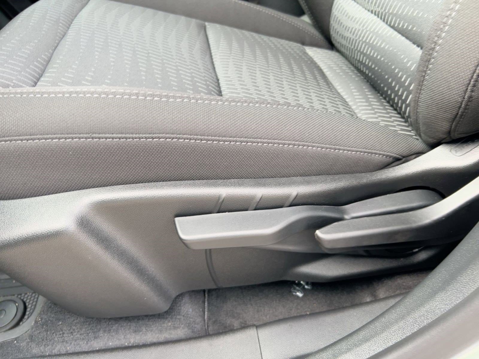 2026 Chevrolet Equinox LT - Photo 13
