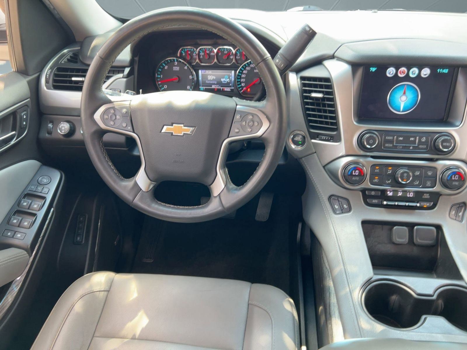 2018 Chevrolet Tahoe LT photo 4