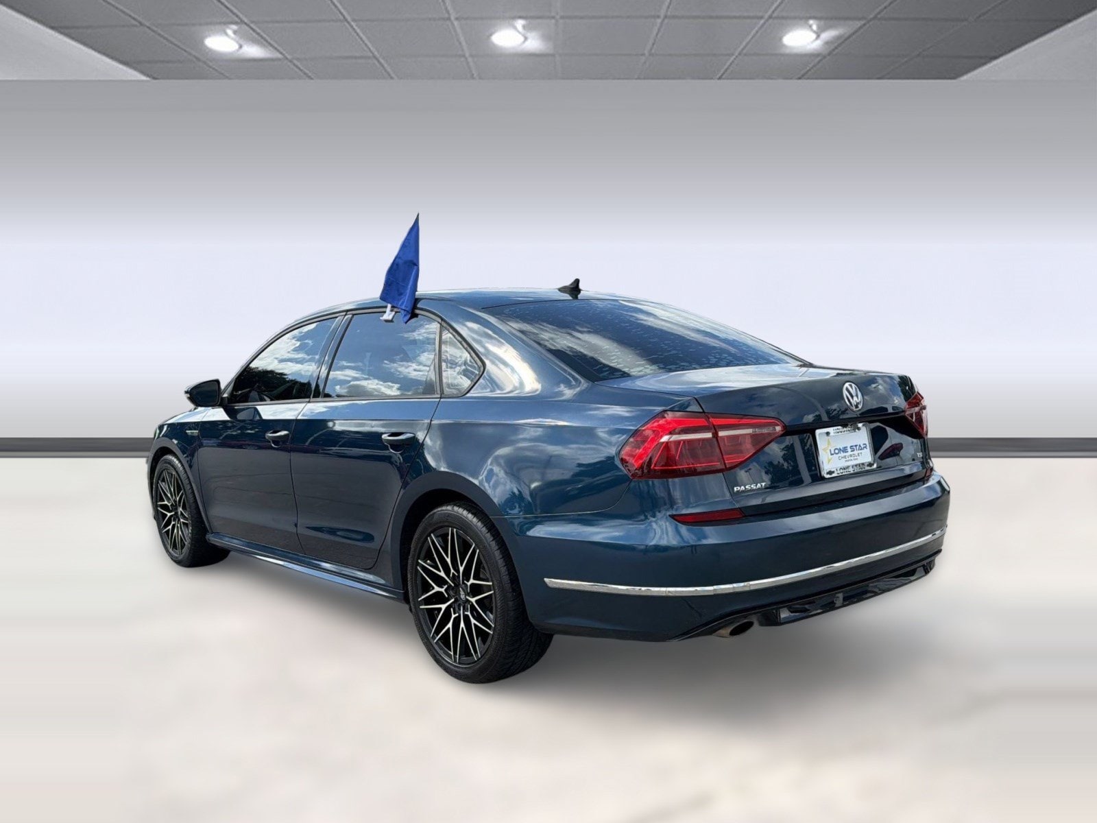 Passat 2.0T S Sedan