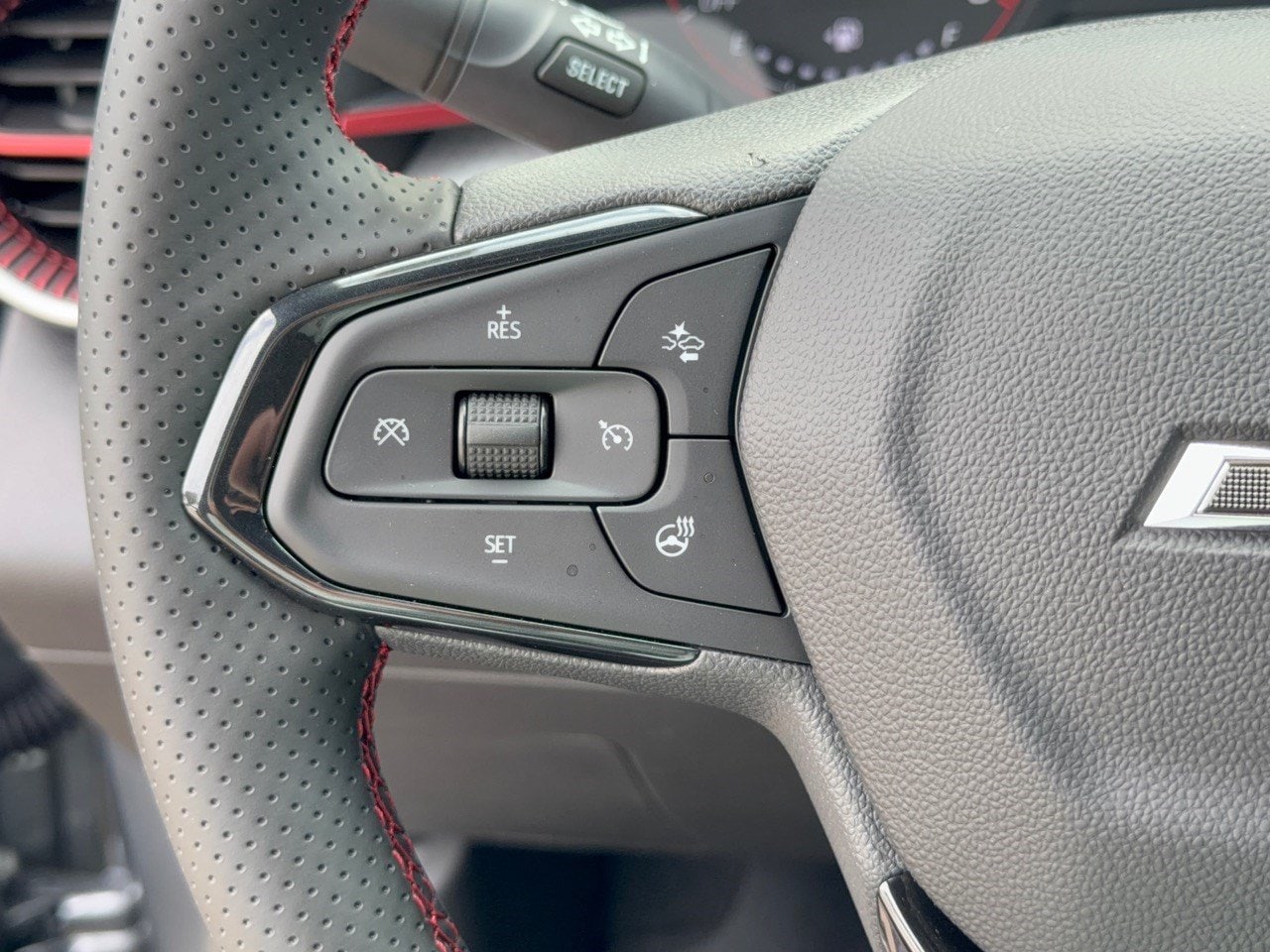 2026 Chevrolet Trax RS - Photo 18