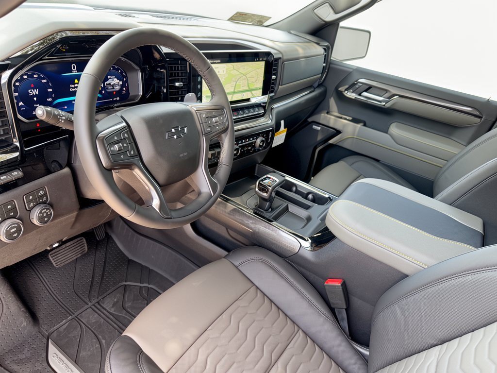 2026 Chevrolet Silverado 1500 ZR2 - Photo 4