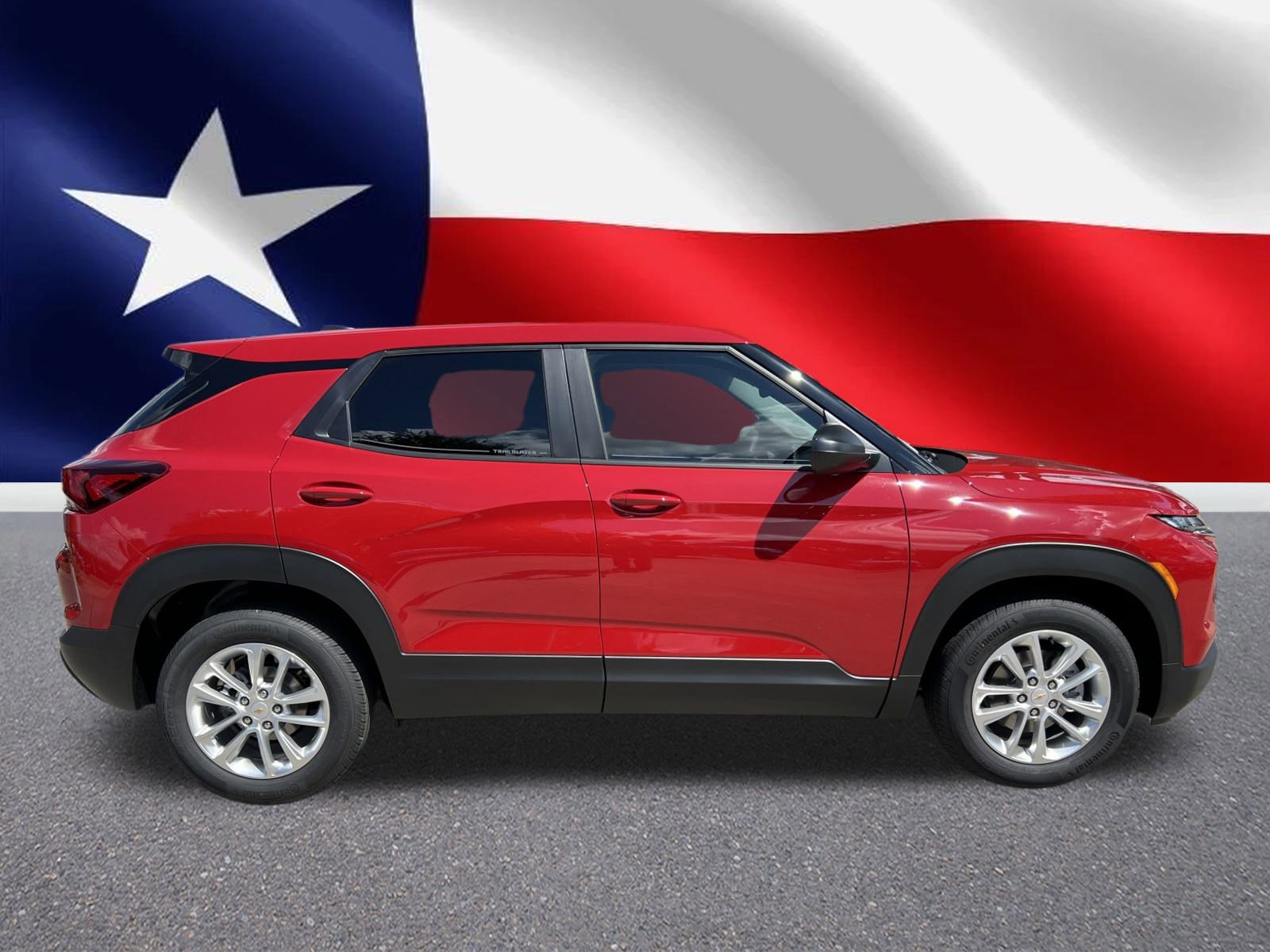 2026 Chevrolet Trailblazer LS photo 2