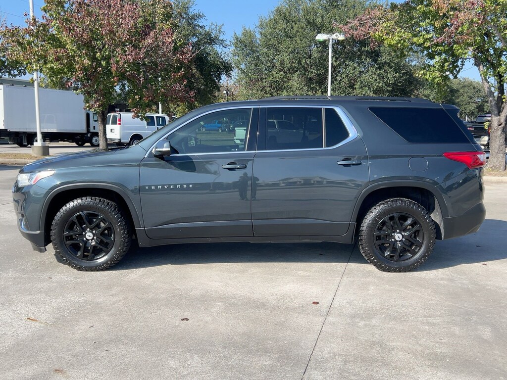 Used 2019 Chevrolet Traverse LT Cloth SUV