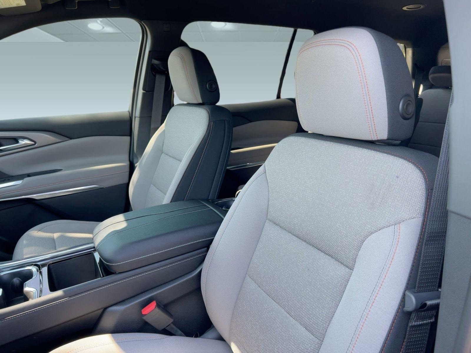 2026 Chevrolet Traverse LT - Photo 27