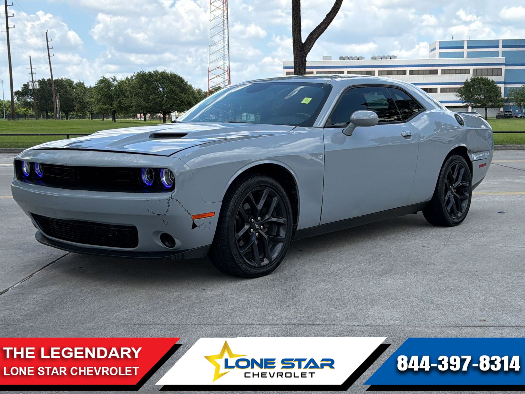 2020 Dodge Challenger SXT Auto's photo