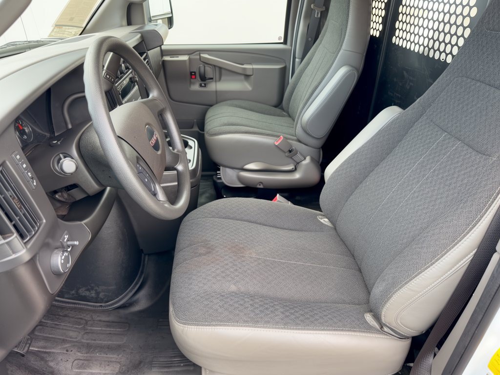 2025 GMC Savana Cargo Work Van Van