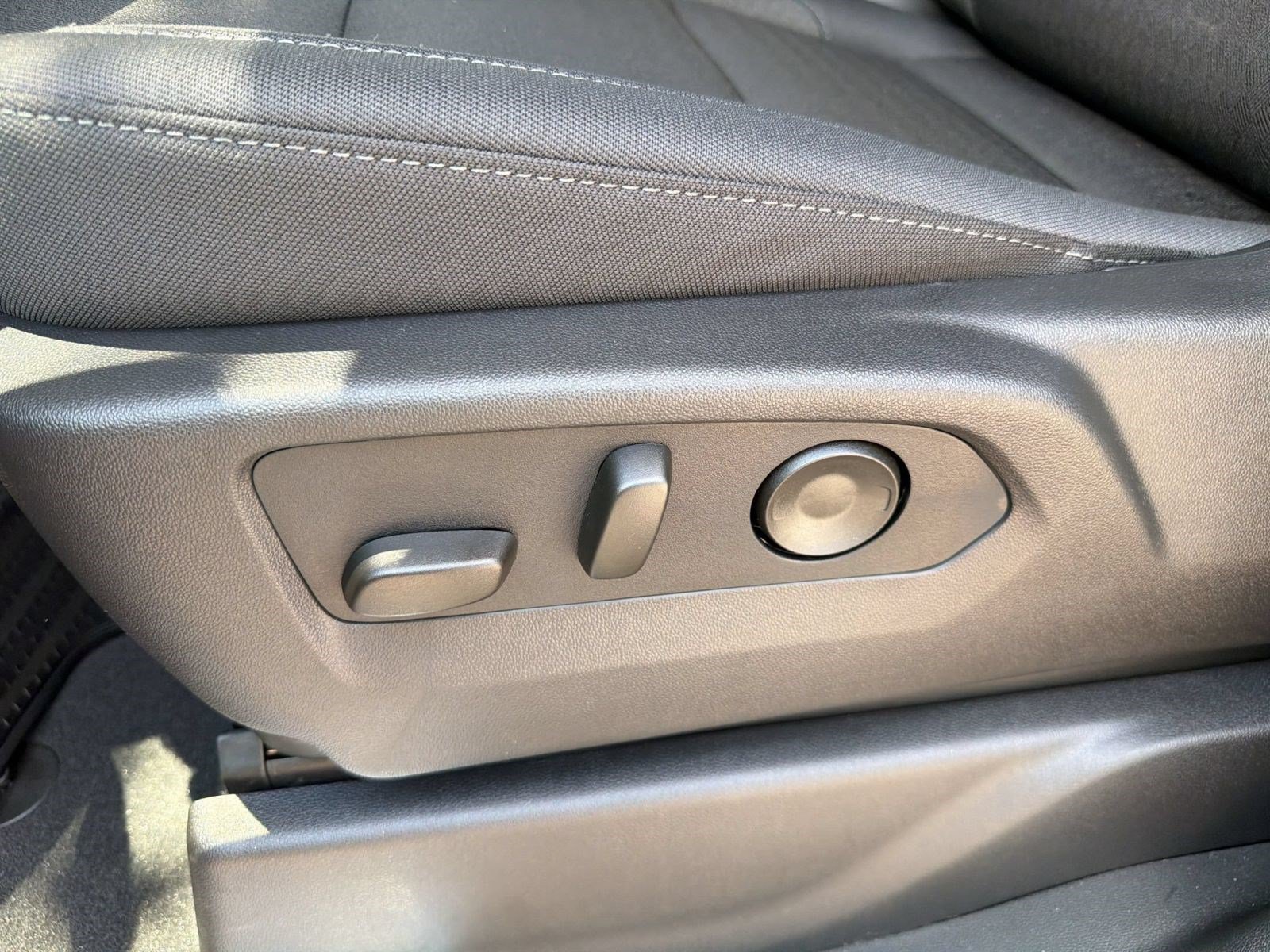 2026 Chevrolet Silverado 1500 LT - Photo 14