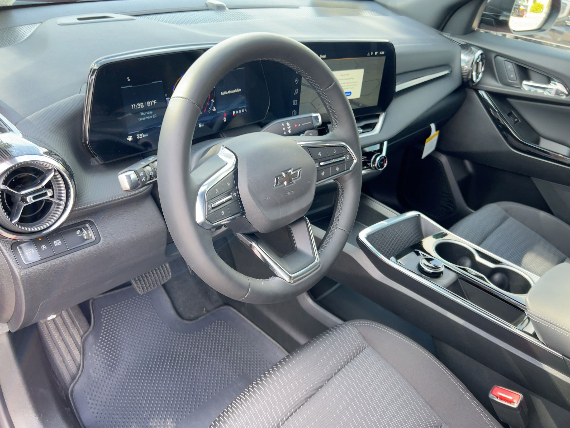 2026 Chevrolet Equinox LT photo 4