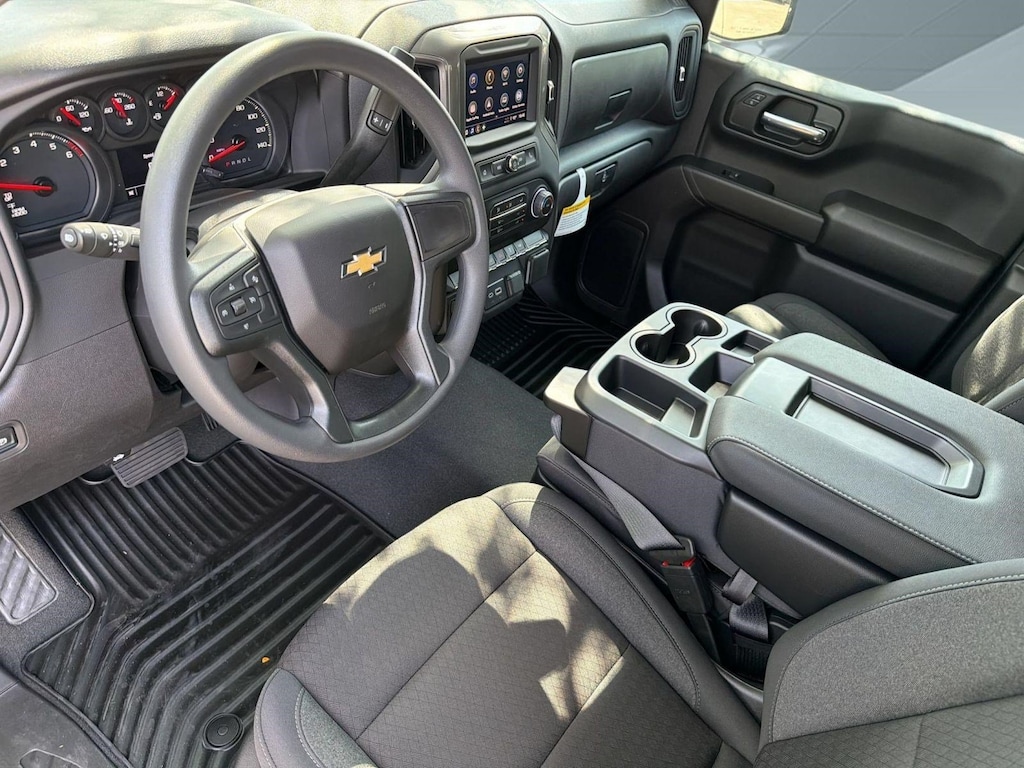 New 2026 Chevrolet Silverado 1500 Custom Truck