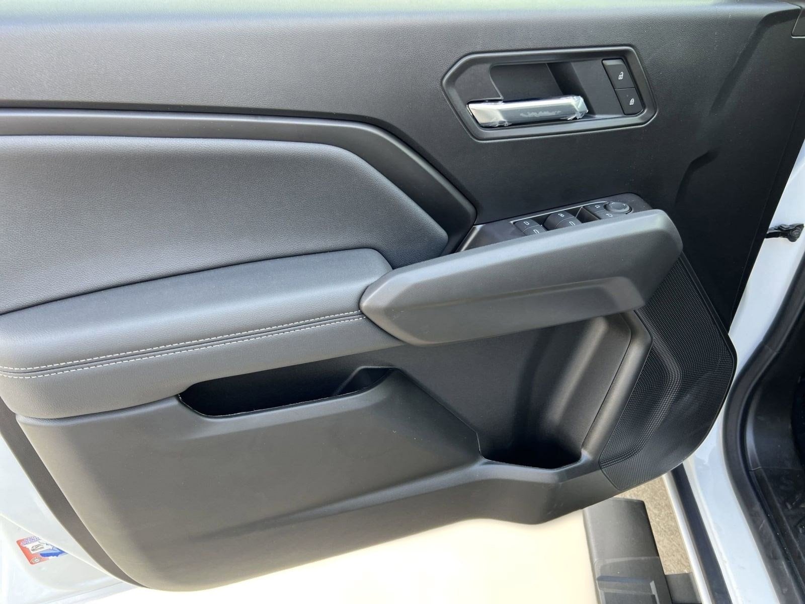 2026 Chevrolet Colorado LT - Photo 12