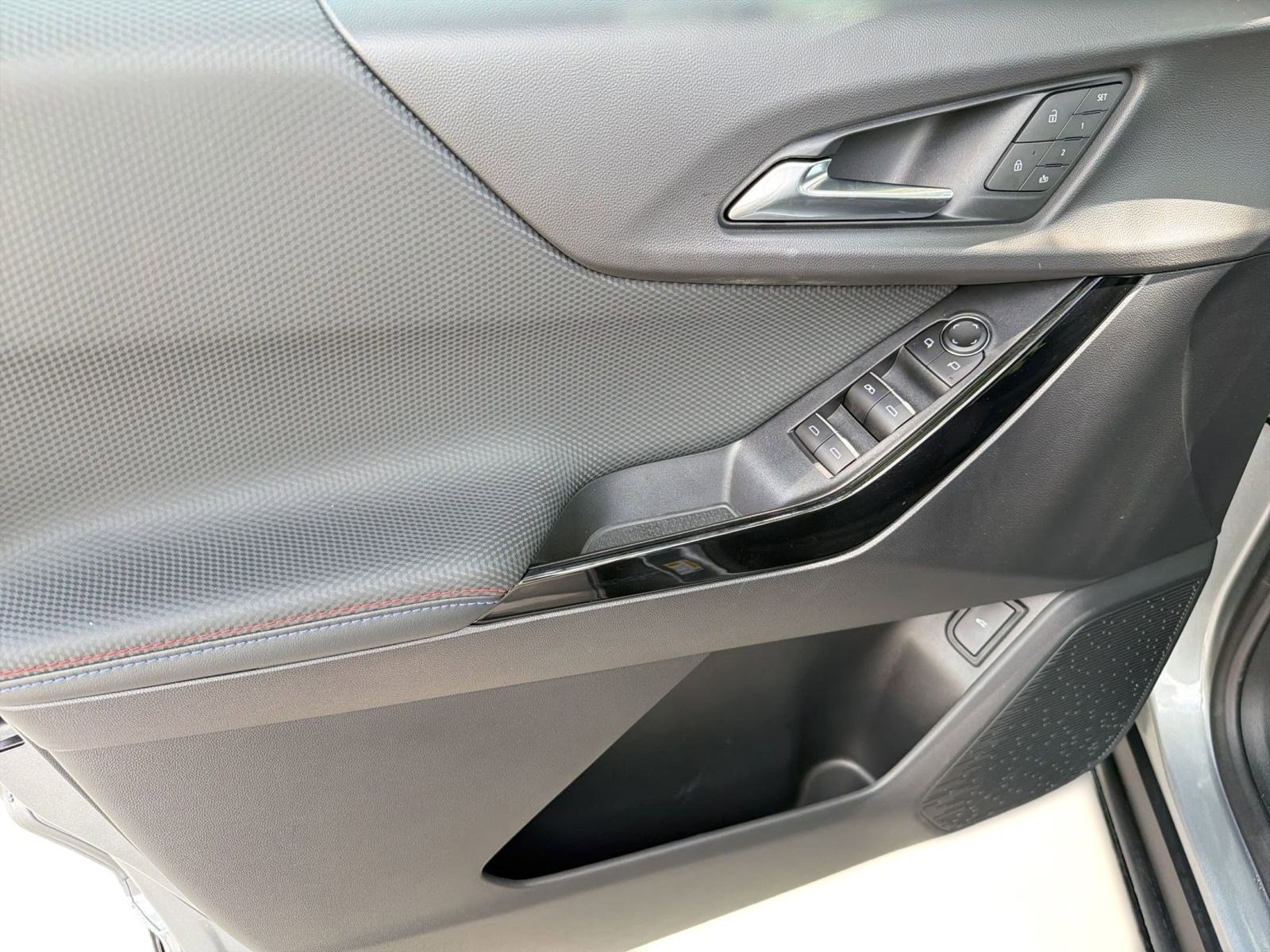 2026 Chevrolet Equinox RS - Photo 13