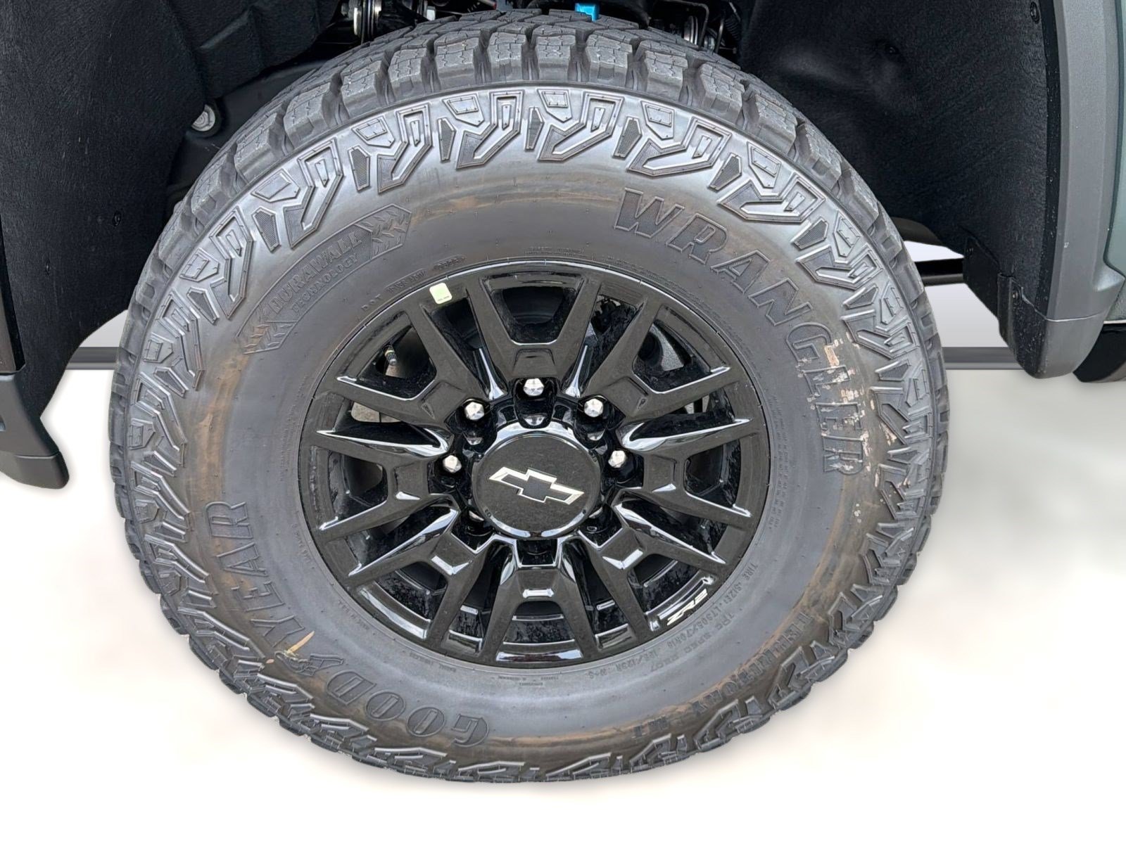 2026 Chevrolet Silverado 2500 HD ZR2 - Photo 11