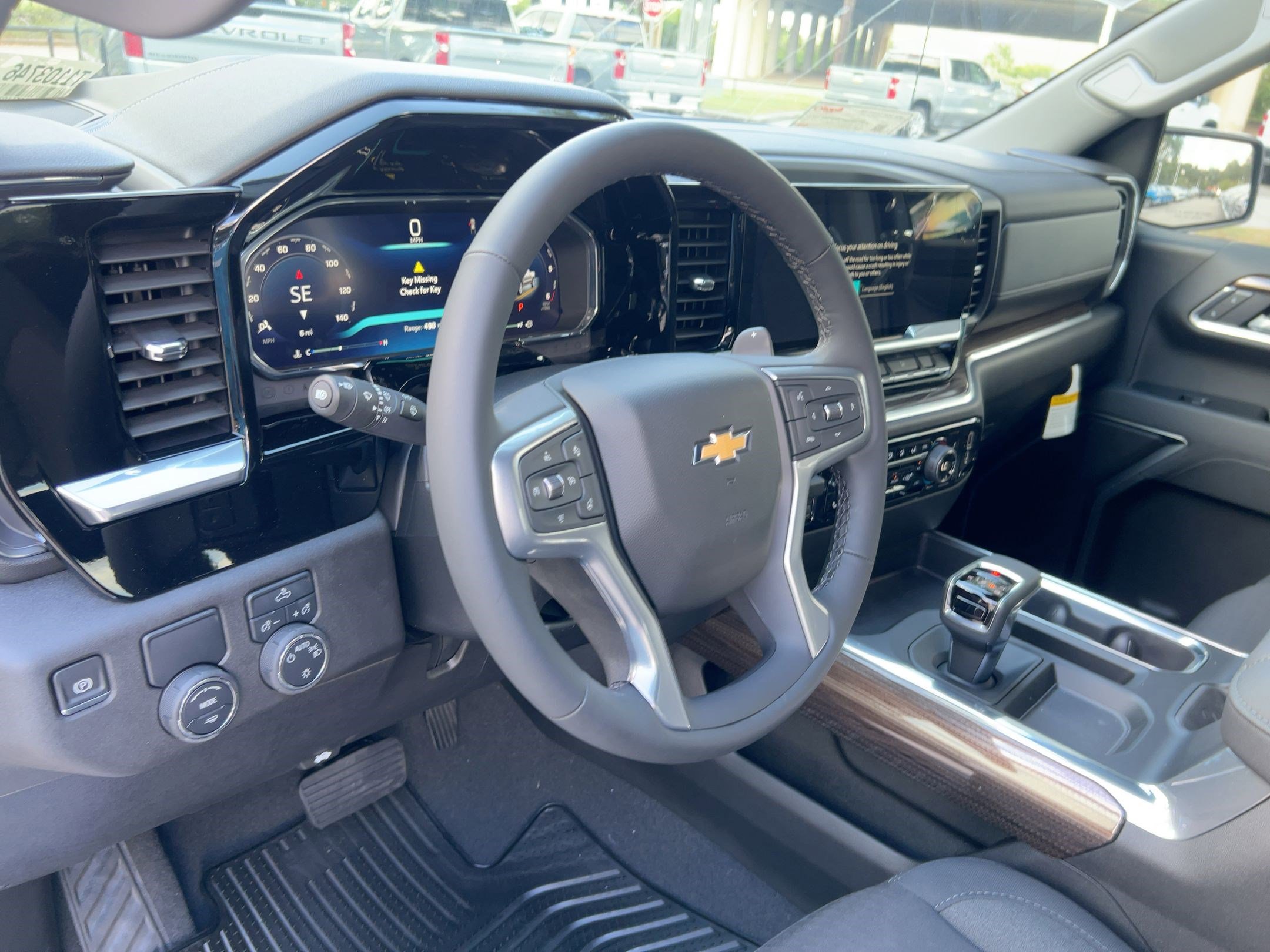 2026 Chevrolet Silverado 1500 LT photo 4