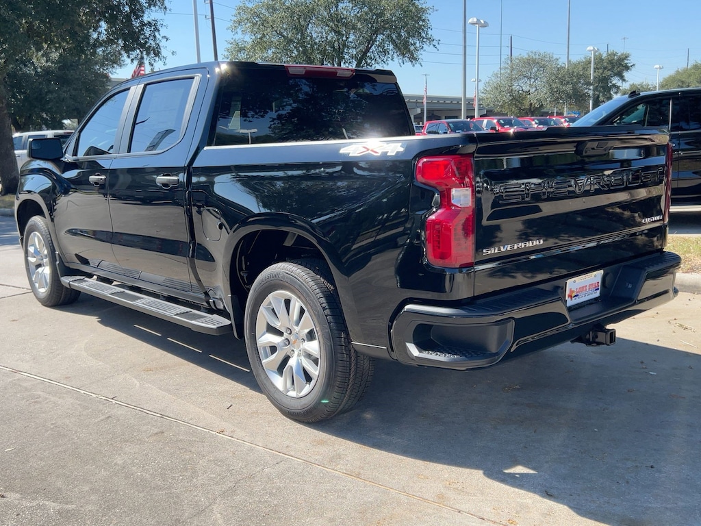 New 2026 Chevrolet Silverado 1500 Custom Truck
