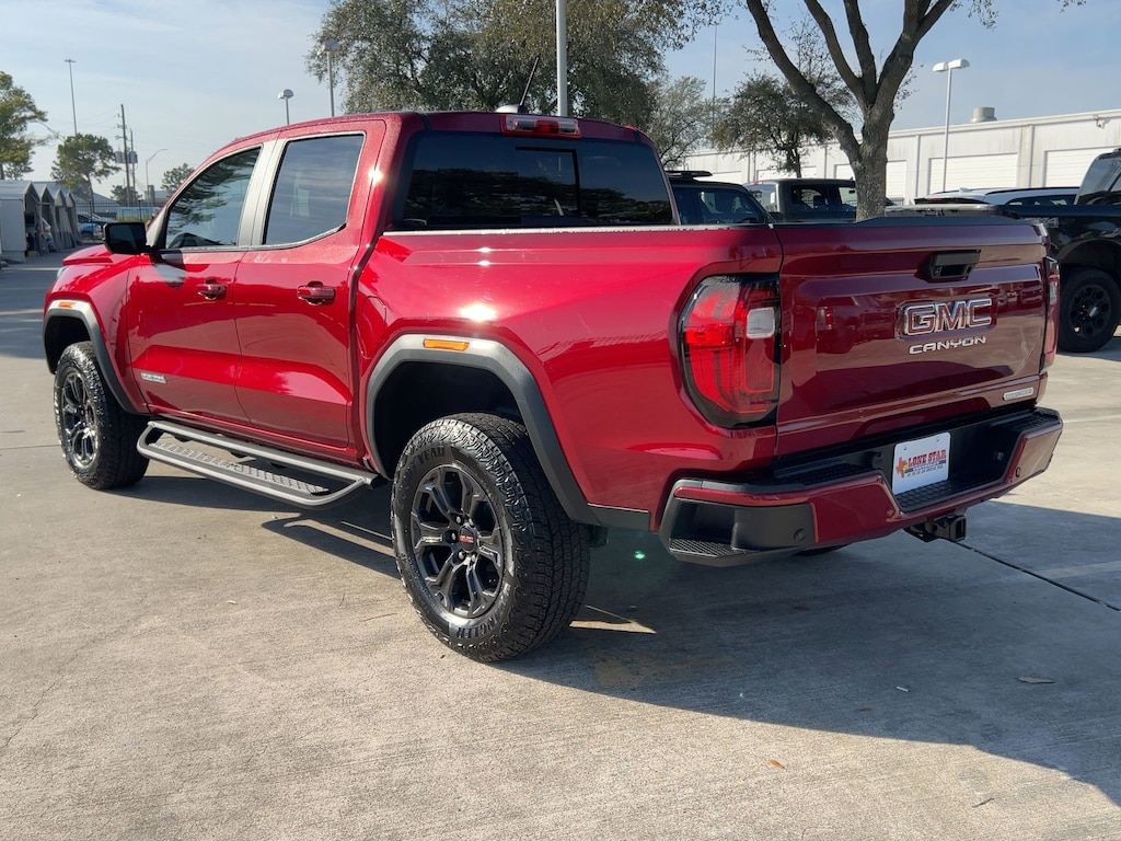 Used 2025 GMC Canyon Elevation Truck