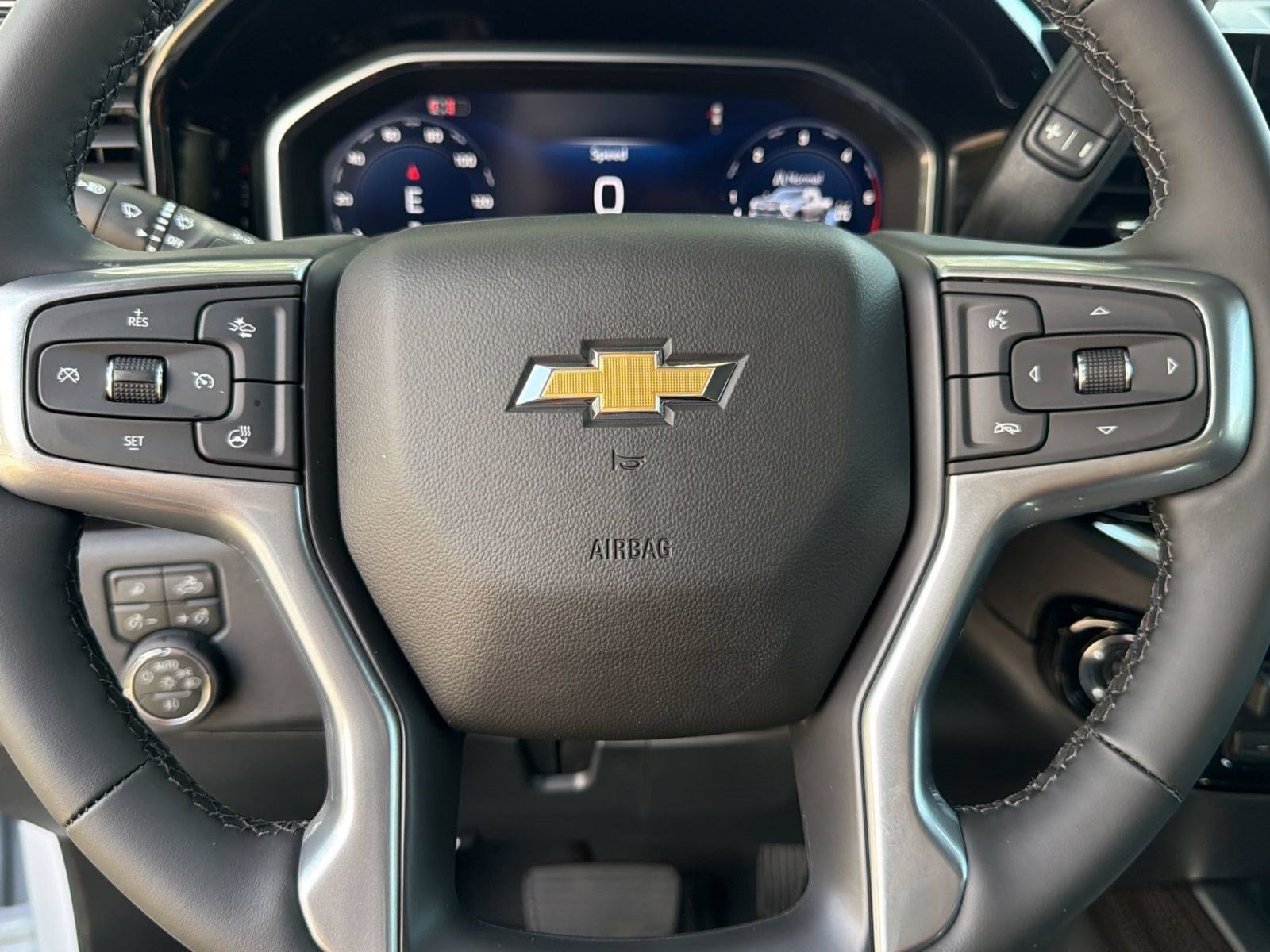 2026 Chevrolet Silverado 2500 HD LT - Photo 10