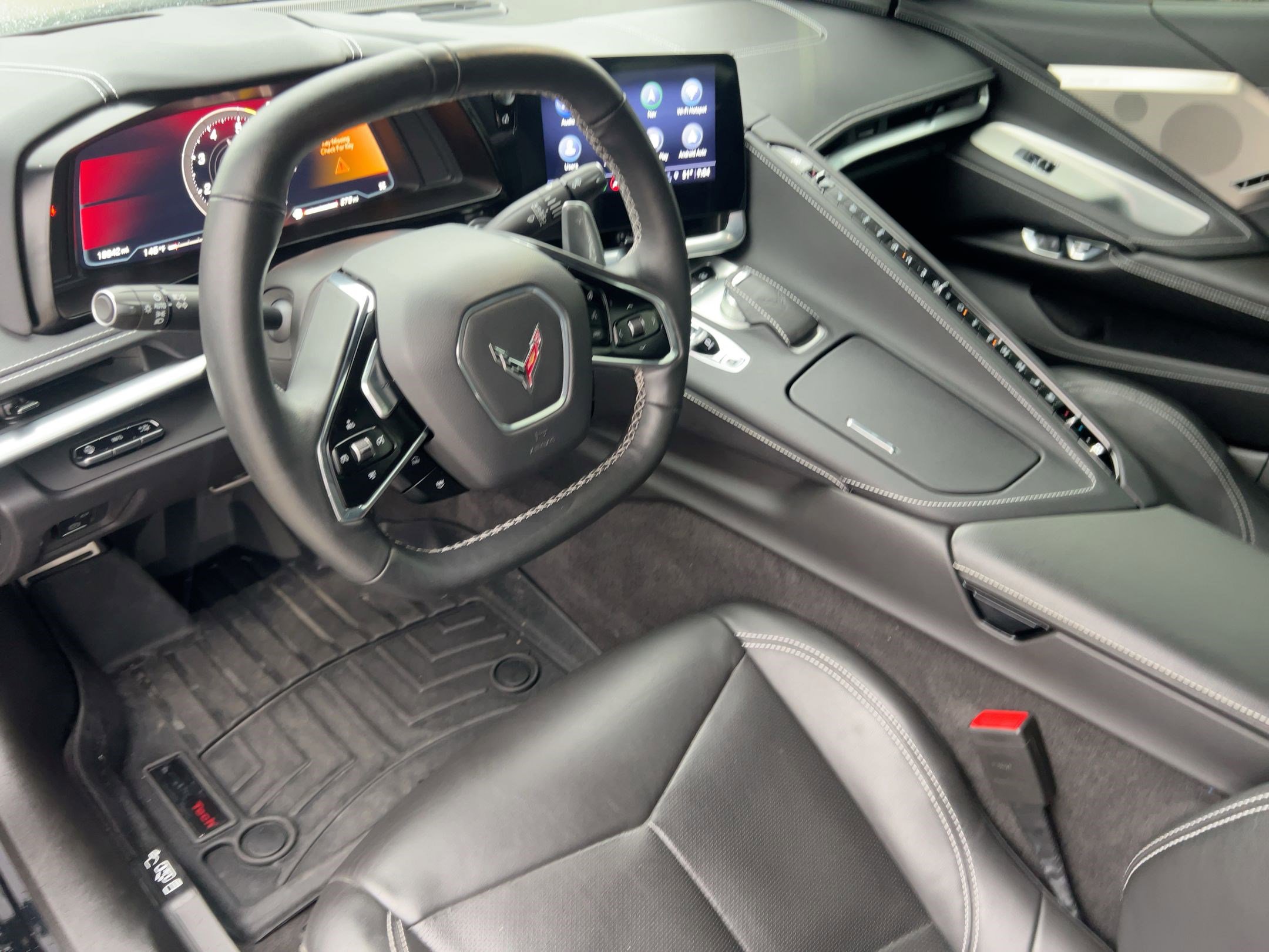 2023 Chevrolet Corvette Stingray 2LT photo 4