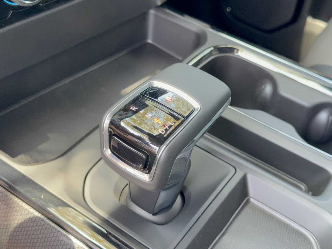 2026 Chevrolet Silverado 1500 ZR2 - Photo 20