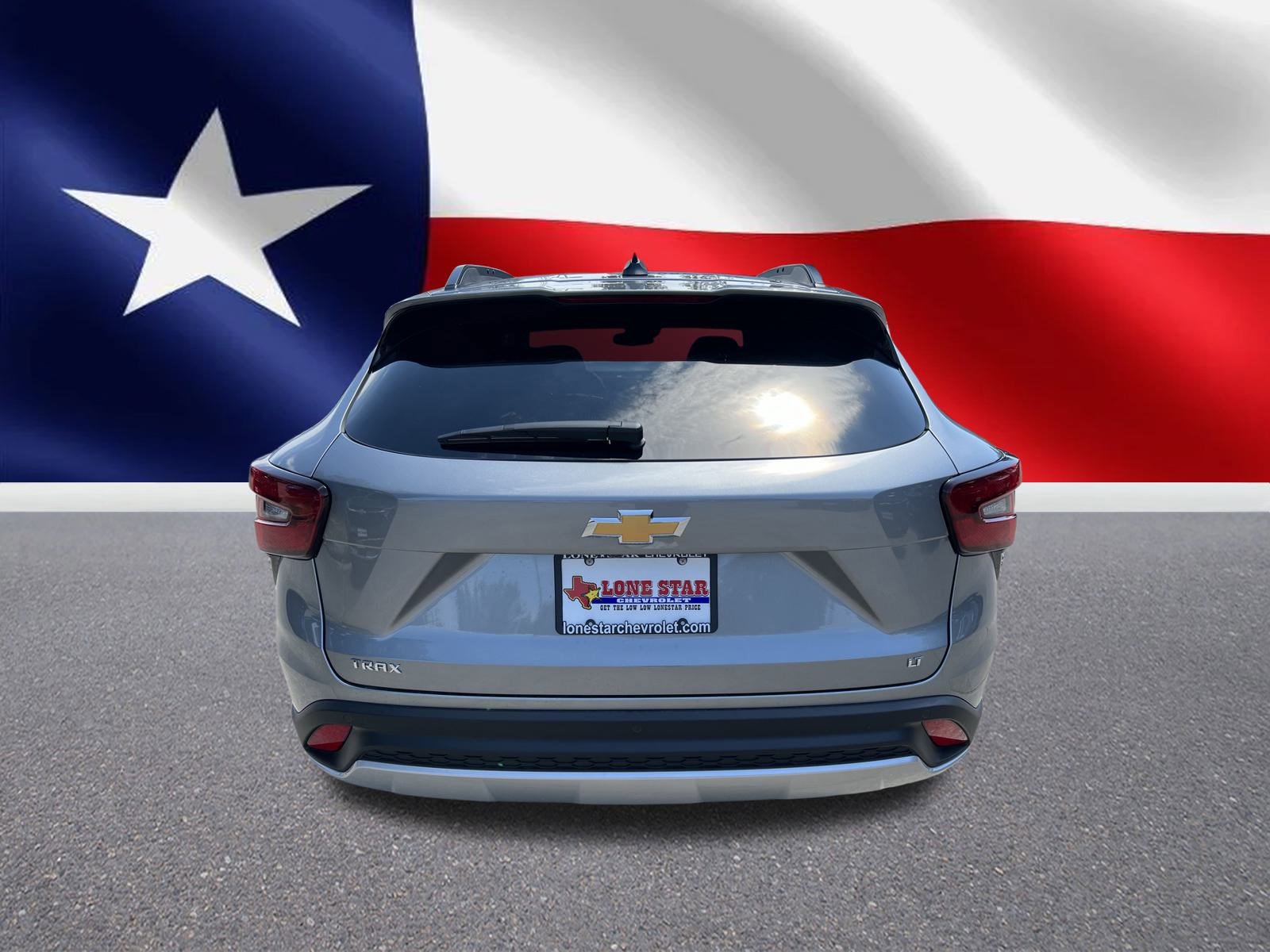 2025 Chevrolet Trax LT photo 4