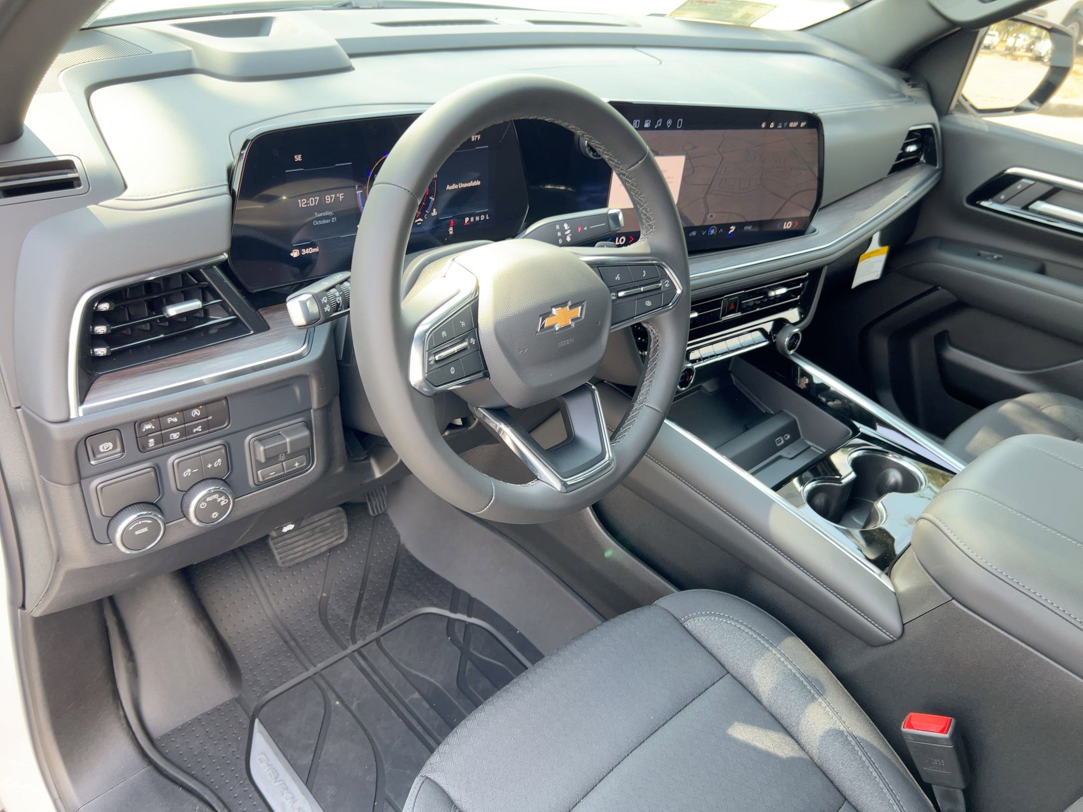 2026 Chevrolet Tahoe LS photo 2