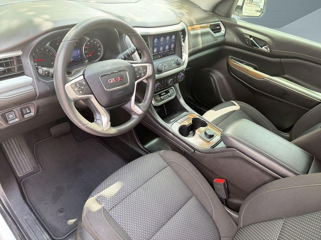 Used 2023 GMC Acadia SLE SUV