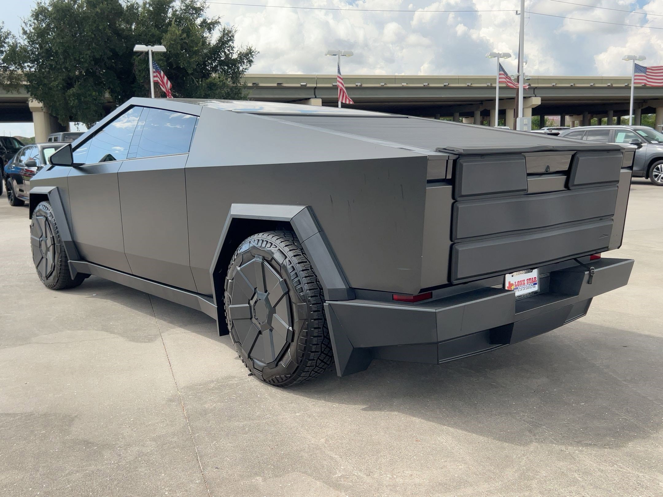 2024 Tesla Cybertruck Cyberbeast photo 2