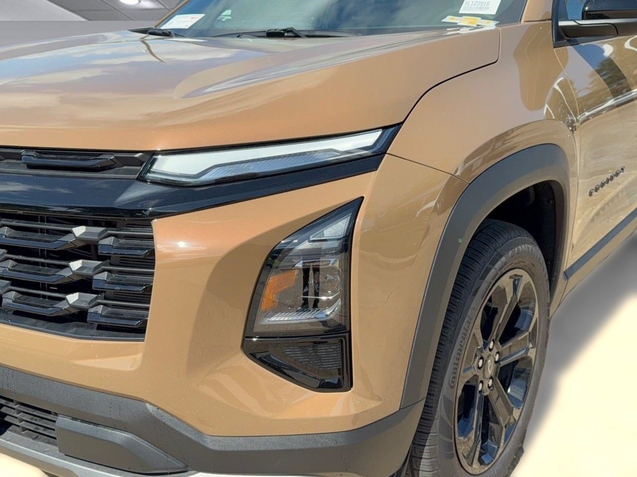2027 Chevrolet Equinox LT - Photo 12