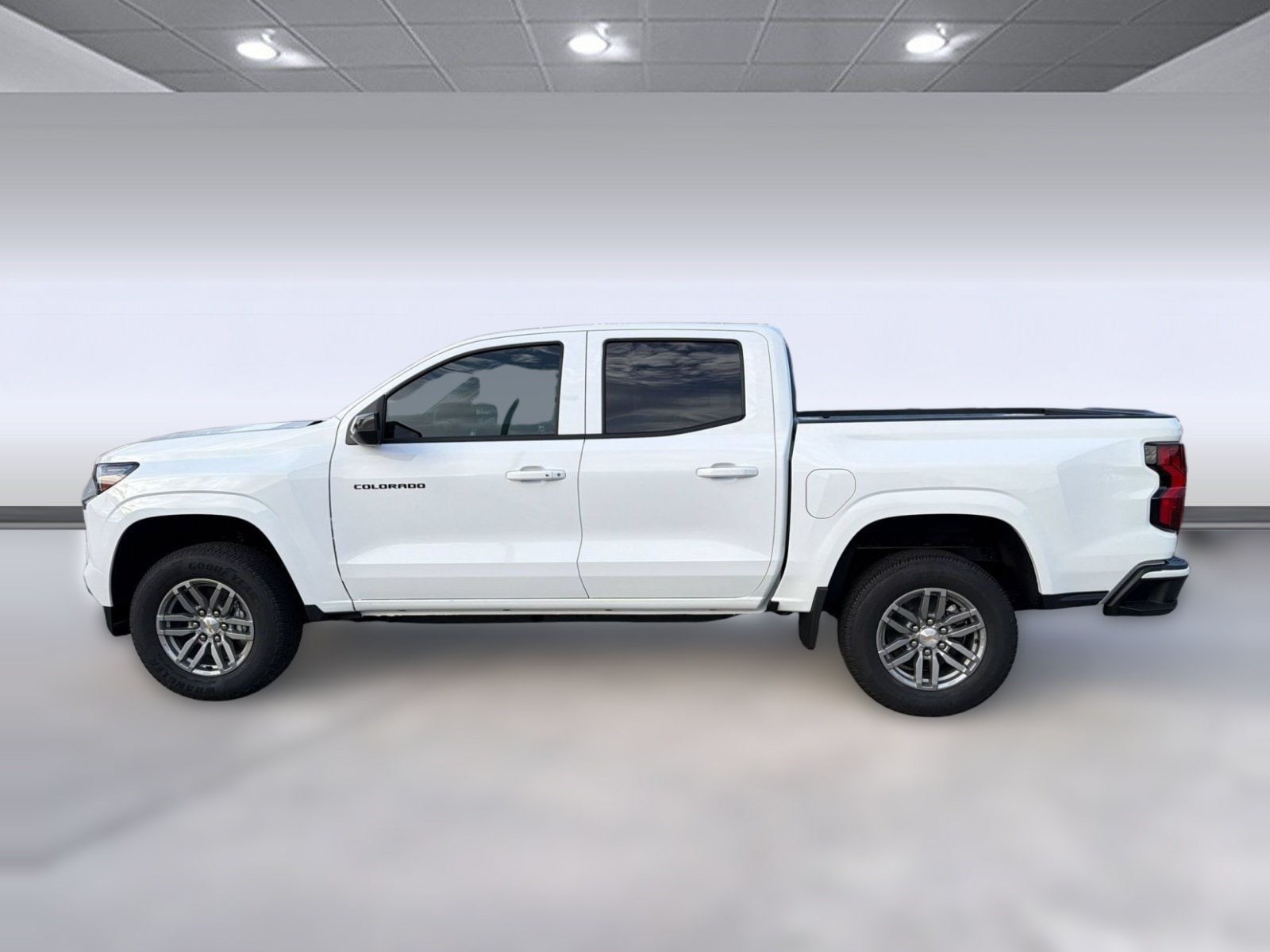 2026 Chevrolet Colorado LT - Photo 2