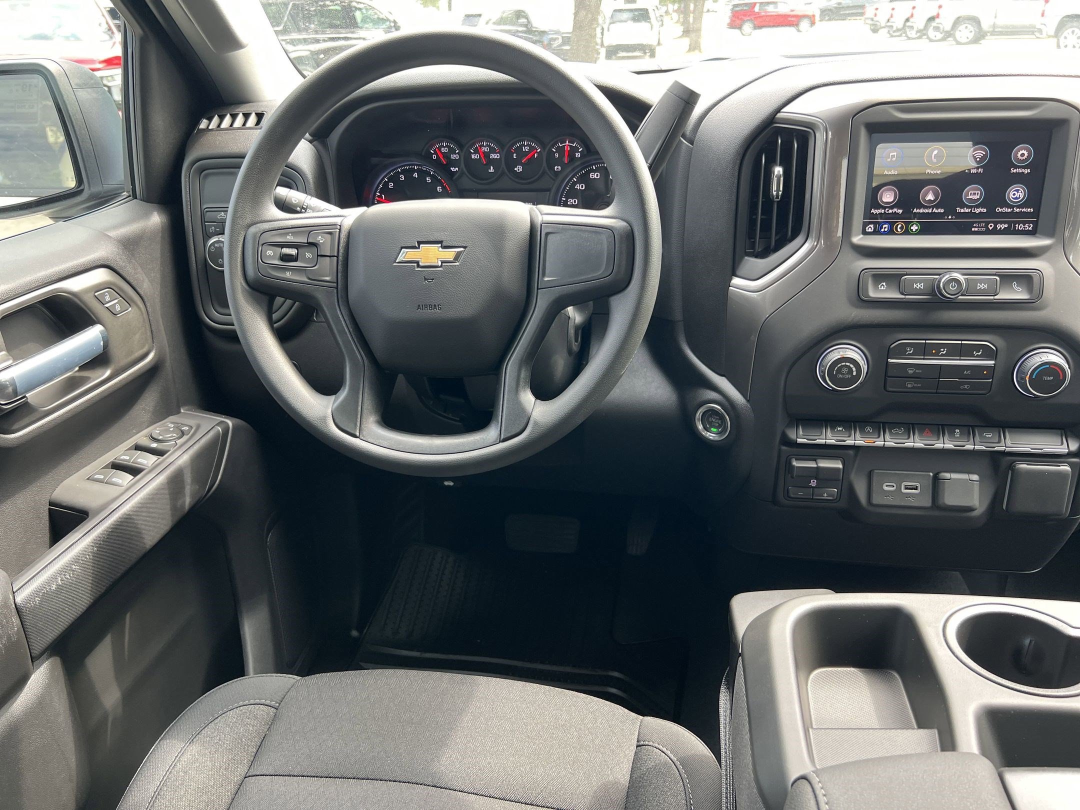 2025 Chevrolet Silverado 1500 Custom photo 3
