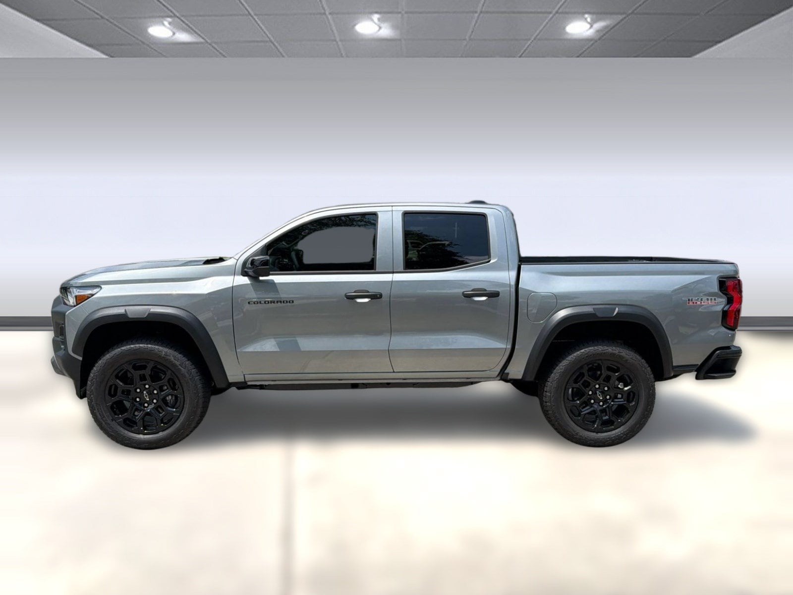 2026 Chevrolet Colorado Trail Boss - Photo 2