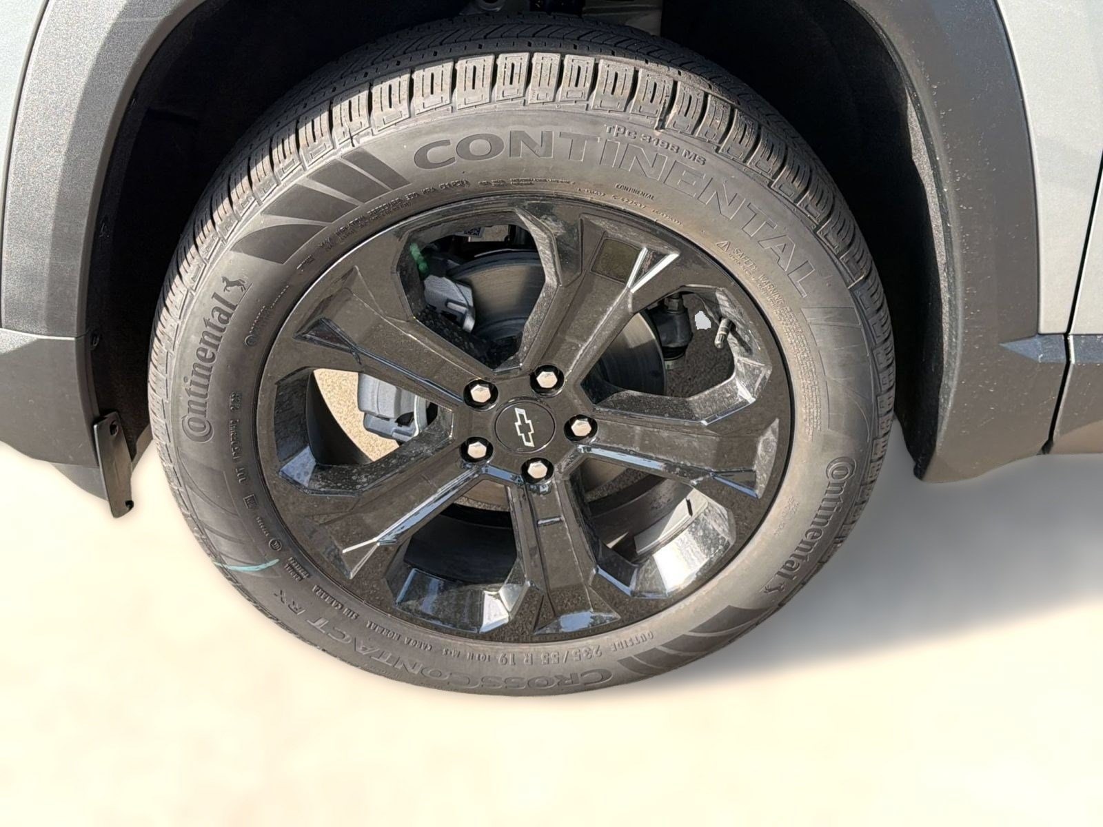 2027 Chevrolet Equinox LT - Photo 13