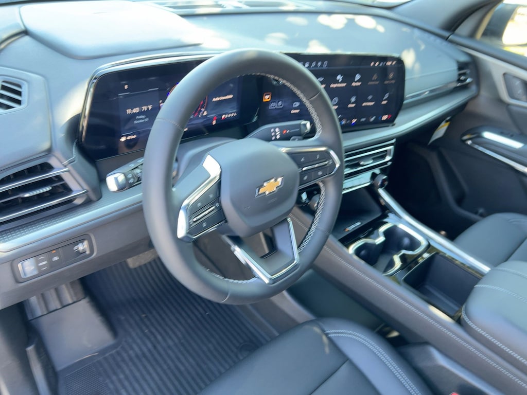 New 2026 Chevrolet Traverse LT SUV