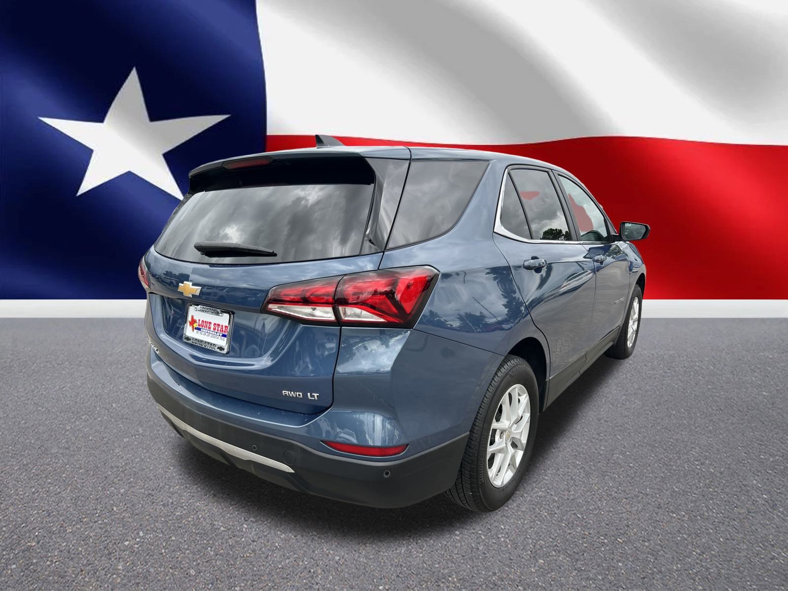2024 Chevrolet Equinox LT photo 3