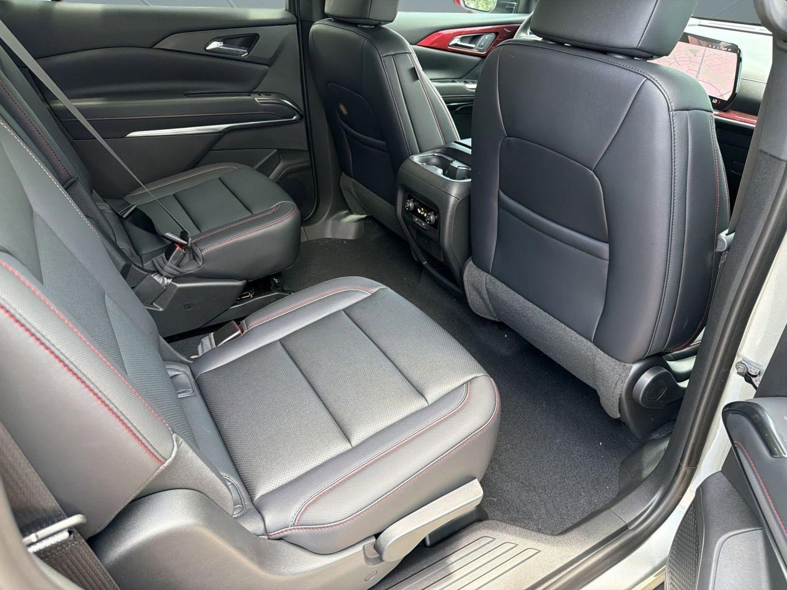 2026 Chevrolet Traverse Z71 - Photo 30