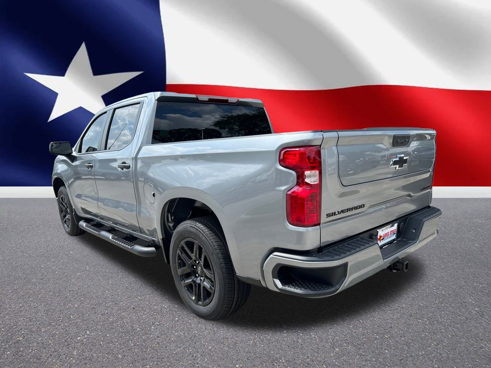 2026 Chevrolet Silverado 1500 Custom photo 2