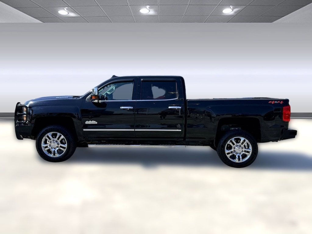 Used 2018 Chevrolet Silverado 2500 HD High Country Truck